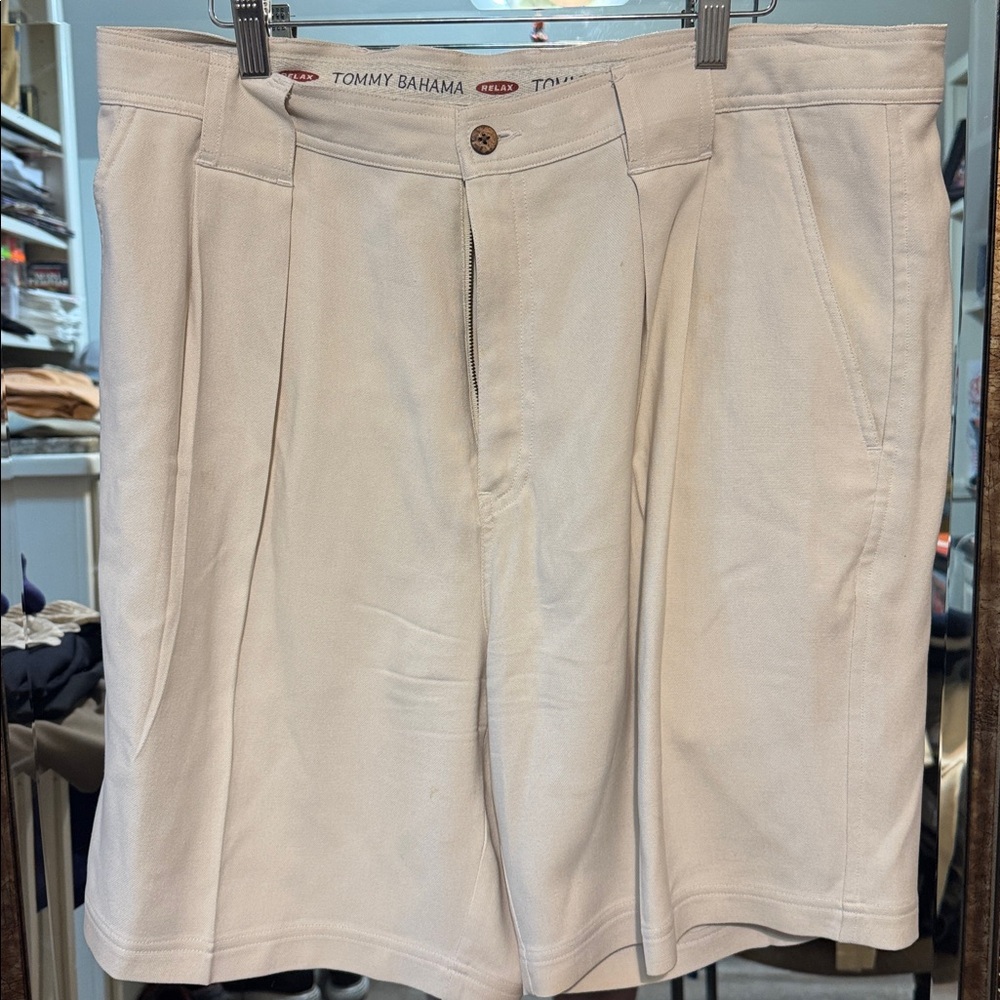 Tommy Bahama Cream Relax Pleated Front Pants